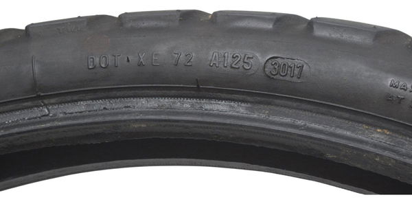 Pneu Metzeler Tourance 90/90-21 M/c 54s