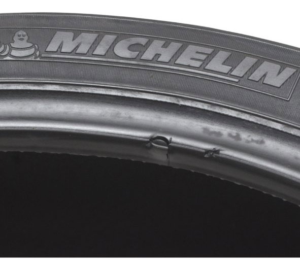 Pneu C/ Detalh Michelin Pilot Street Radial 160/60 Zr17 69w