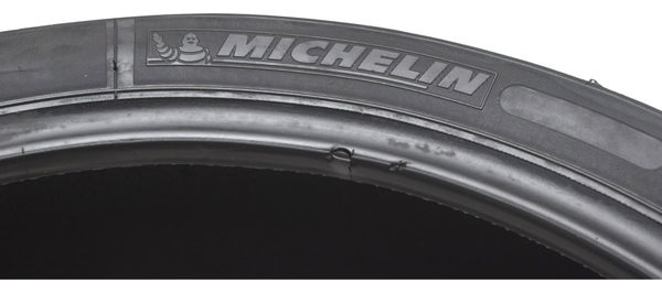 Pneu C/ Detalh Michelin Pilot Street Radial 160/60 Zr17 69w