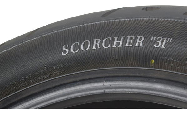 Pneu Michelin Scorcher  31  Harley Davidson 150/80 B16 77h