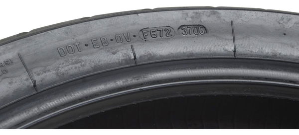 Pneu C/ Detalhes Pirelli Scorpion Sync 110/80 R19 59v