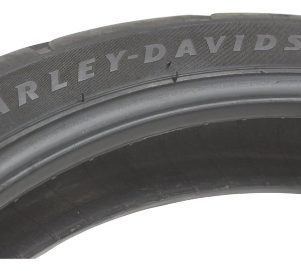 Pneu Michelin Scorcher  11  Harley 120/70 Zr19 M/c 60w