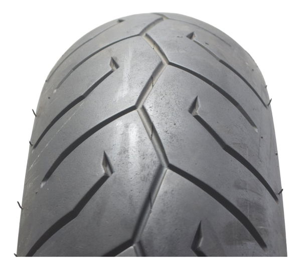 Pneu C/ Detalhes Pirelli Diablo Scooter 120/70-15 M/c 56s
