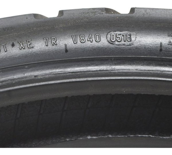 Pneu Metzeler Tourance 110/80-19 M/c 59h