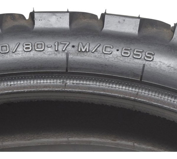 Pneu Metzeler Tourance 130/80-17 M/c 65s