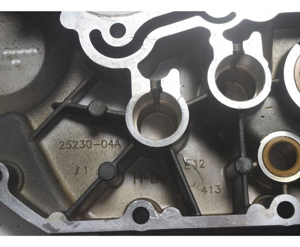 Tampa Motor Direita C/ Detalhes Harley Xl 1200c 11-13 Orig