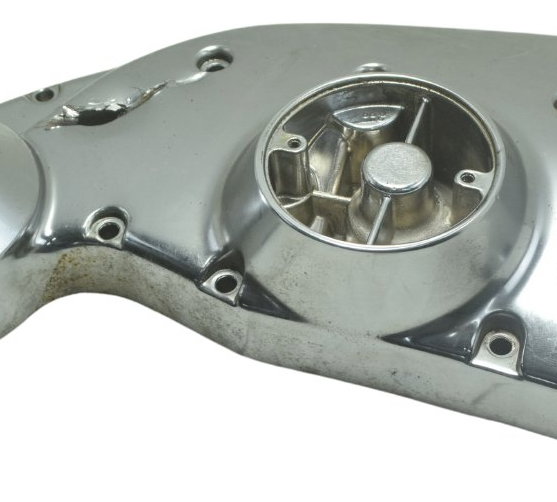 Tampa Motor Direito C/ Avaria Harley Xl 1200c 11-13 Original