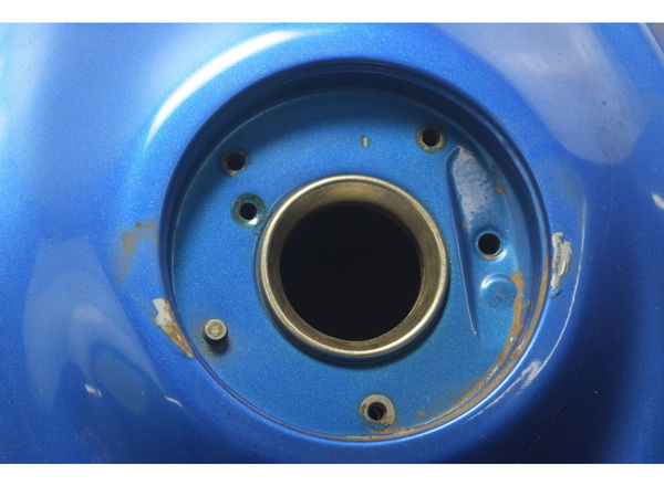 Tanque C/ Detalhes Suzuki Gsx-r Srad 1000 11-16 Original