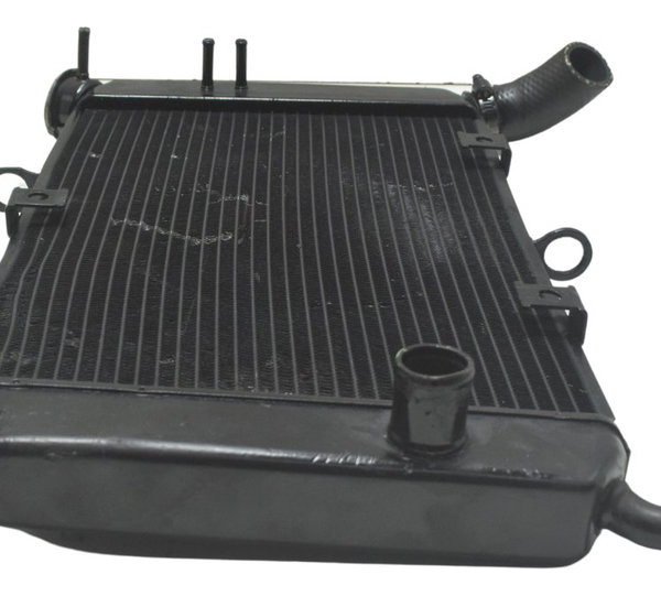 Radiador C/ Avaria Yamaha Xj6 N 10-12 Original