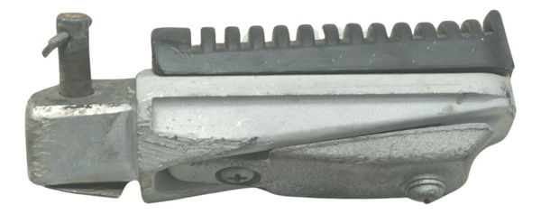 Pedaleira Traseira Esquerda Yamaha Xj6 N 10-12 Original