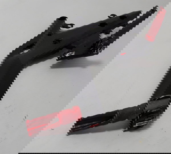 Bacalhau Direito Kawasaki Er6n 15/17 Original Quebrado 40639