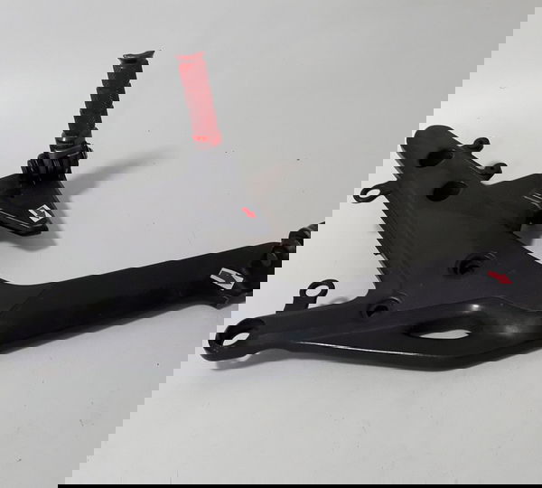 Bacalhau Direito Kawasaki Er6n 15/17 Original Quebrado 40639