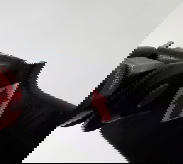 Bacalhau Direito Kawasaki Er6n 15/17 Original Quebrado 40639