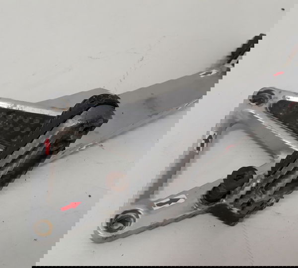 Bacalhau Esquerdo Honda Cb 600f Hornet 05/07 Descrição 41130