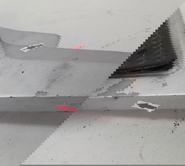 Bacalhau Esquerdo Honda Cb 600f Hornet 05/07 Descrição 41130