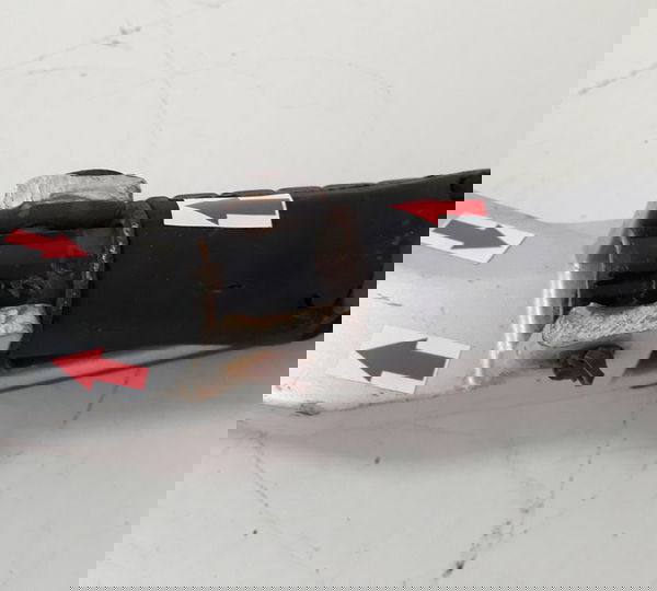 Bacalhau Esquerdo Honda Cb 600f Hornet 05/07 Descrição 41130