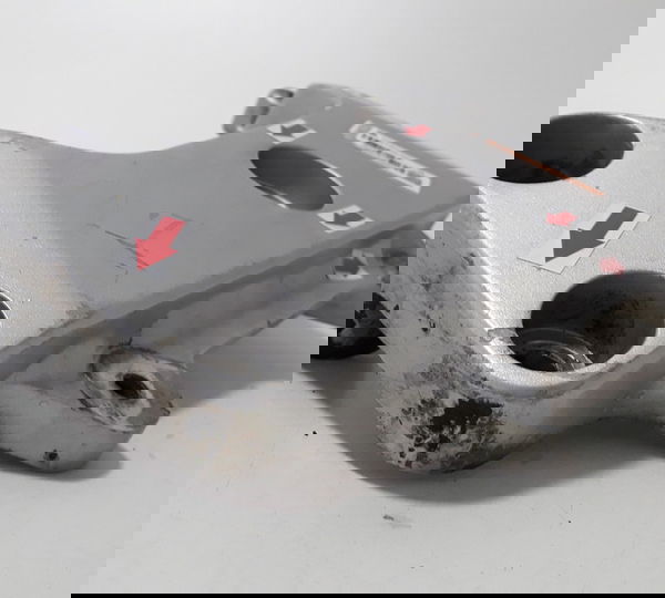 Suporte Bacalhau Esq Cb 600f Hornet 05/07 Descrição 41129