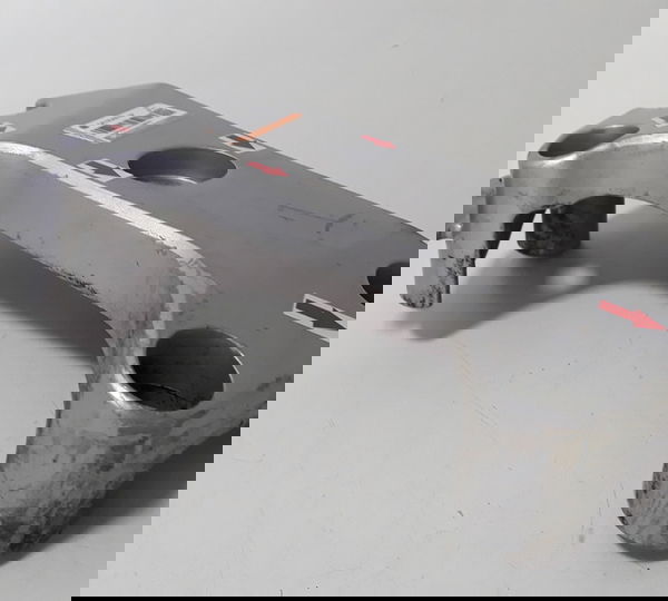 Suporte Bacalhau Esq Cb 600f Hornet 05/07 Descrição 41129