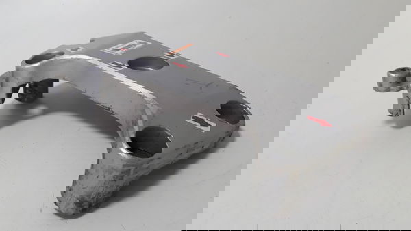 Suporte Bacalhau Esq Cb 600f Hornet 05/07 Descrição 41129