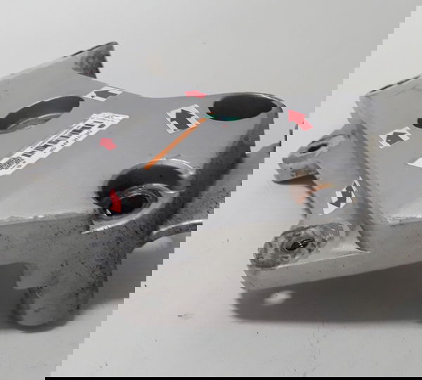 Suporte Bacalhau Esq Cb 600f Hornet 05/07 Descrição 41129