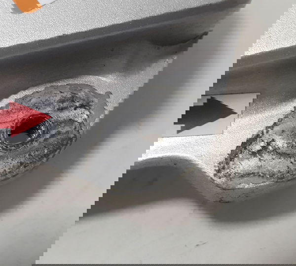 Suporte Bacalhau Esq Cb 600f Hornet 05/07 Descrição 41129