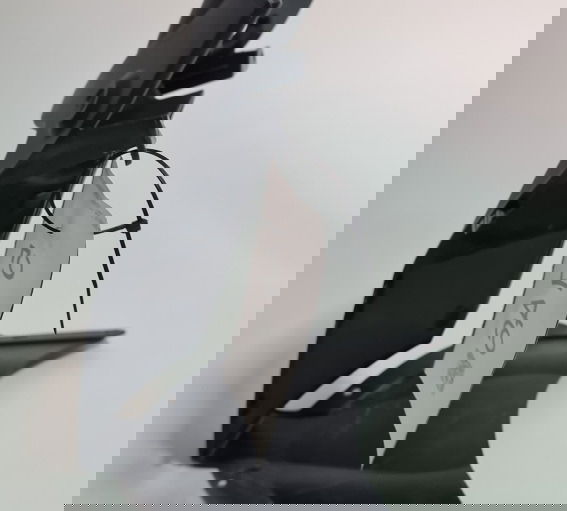 Acabamento Duro Ar Carenagem Frontal Bmw S 1000rr Origi 5746 Preta