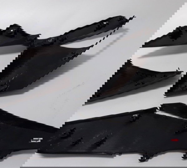 Carenagem Lateral Aba Esq. Z 1000 10/12 Orig. (avaria) 15323 Preto