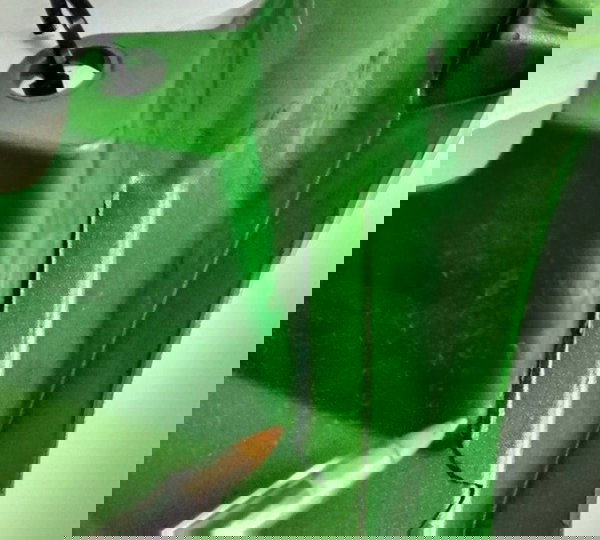 Acabamento Aba Tanque Kawasaki Z1000 Orig 2011 Detale (7641)