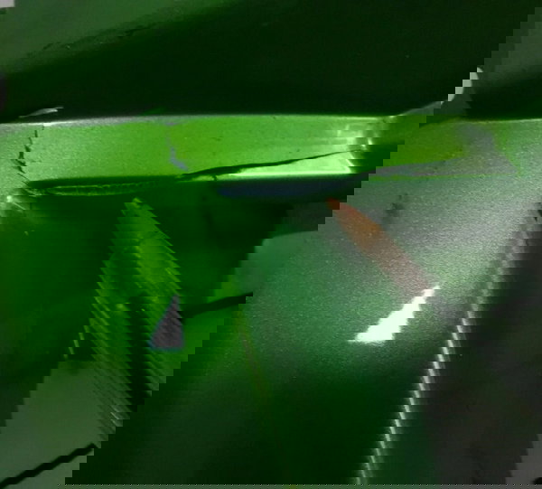 Acabamento Aba Tanque Kawasaki Z1000 Orig 2011 Detale (7641)