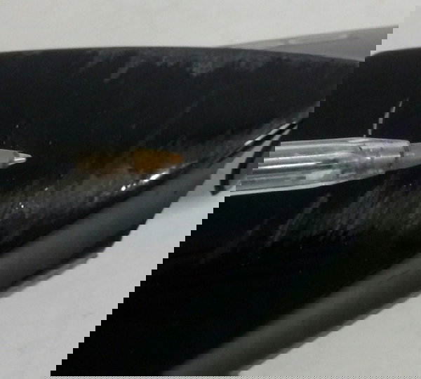 Carenagem Rabeta L/e Kawasaki Z 650 Z650 Original 301 Não Se Aplica