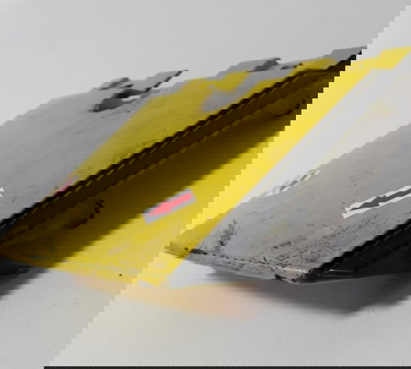 Junção Rabeta Central Yamaha Ybr 125 04/05 Orig Avaria 32554 Amarelo