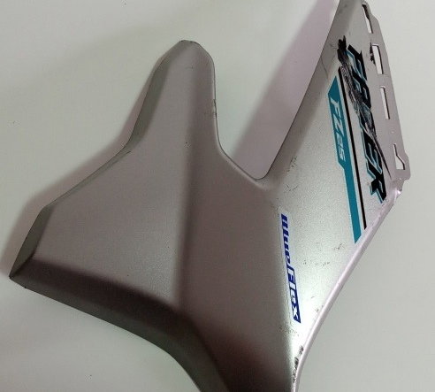 Carenagem Aba Tanque Dir Yamaha Fazer 250 18 (detalhe) 11286 Prateado