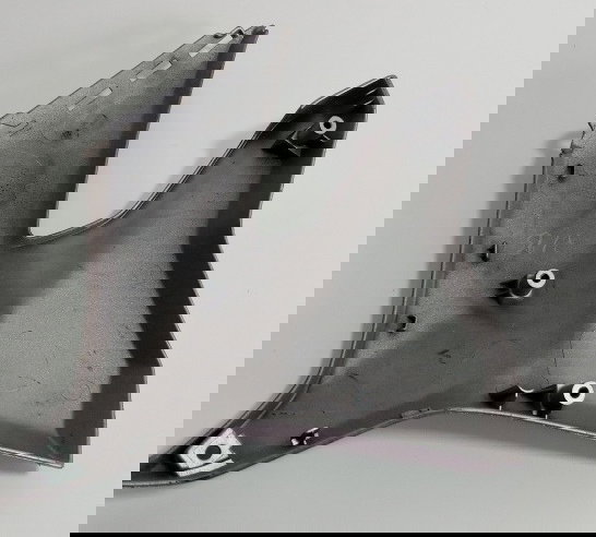 Carenagem Aba Tanque Dir Yamaha Fazer 250 18 (detalhe) 11286 Prateado