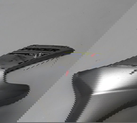 Carenagem Aba Tanque Esq Fazer 250 18/22 Ori 31460 Avaria Cinza