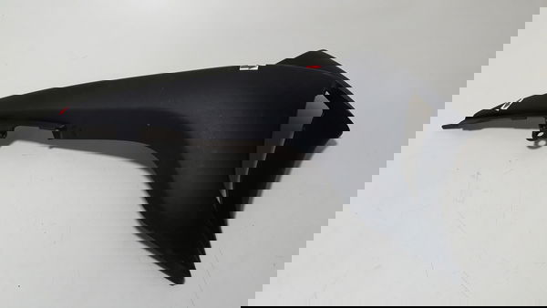 Carenagem Lateral Tanque Cb 300 10/12 L/d Avaria 46464 Preto