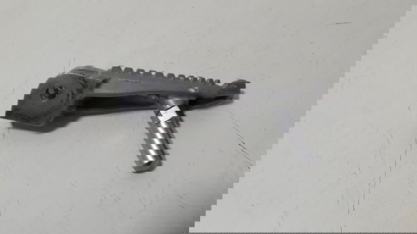 Pedaleira Dianteira Kawasaki Ninja 400 L/d Ori Detalhe 46435