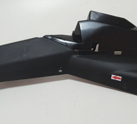 Acabamento Rabeta Dir Yamaha Fazer 250 18/20 Avaria 18437 Preto