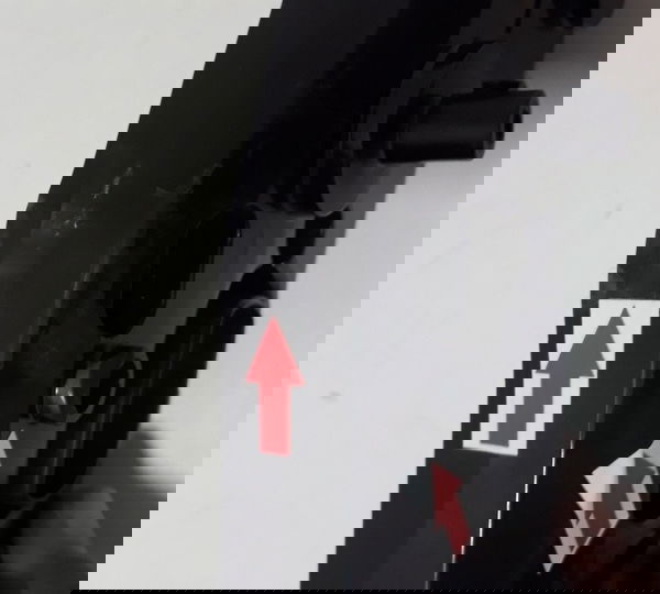 Carcaça Inferior Painel Fazer 250 18/22 Ori 30528 Avaria