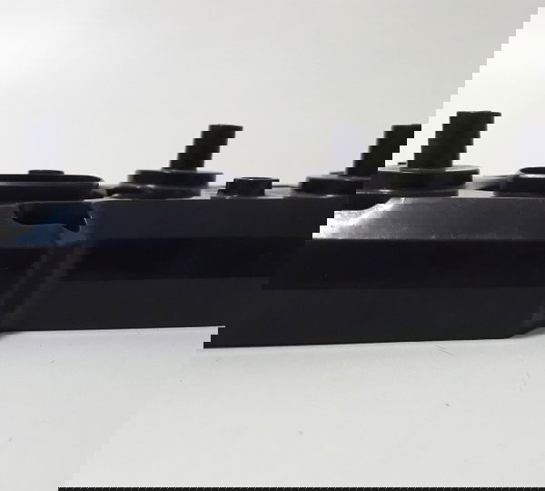 Carcaça Inferior Painel Fazer 250 18/22 Ori 30528 Avaria