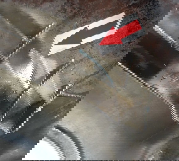 Acabamento Moldura Fixador Painel Shadow 750 09 Orig 38290