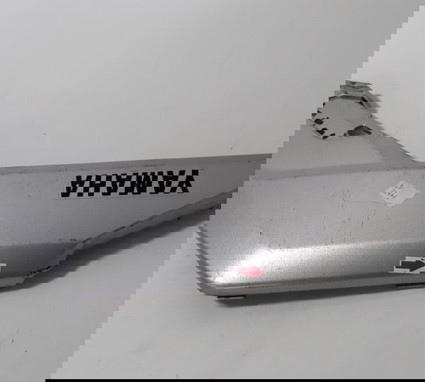 Carenagem Lateral Dir Yamaha Fazer 250 18/23 Original 31574 Prateado