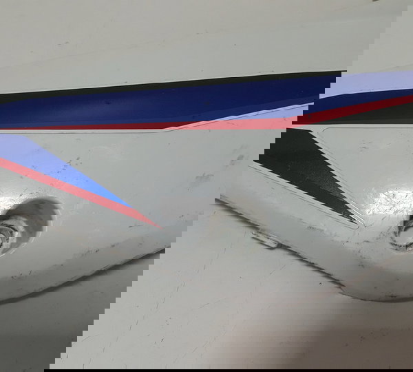 Carengaem Lateral Rabeta Honda Bros 150 08/13 L/e Orig 46361 Branco