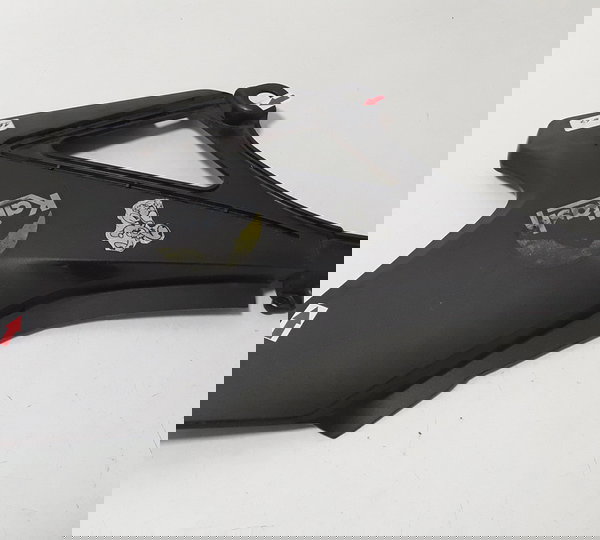 Carenagem Tampa Lateral Bros 150 09/13 L/d Quebrada 11767 Cinza-escuro