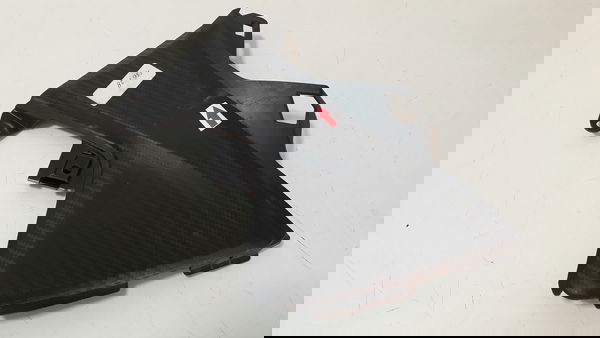 Acabamento Lateral Tanque Honda Cbr 600rr 13/15 L/e 13628