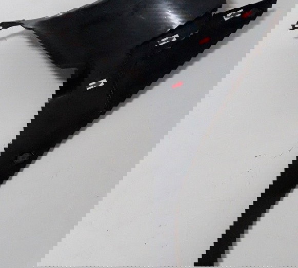 Acabamento Carenagem Lat. Esq Cbr 1000rr 06/07 Avaria 20354 Preto