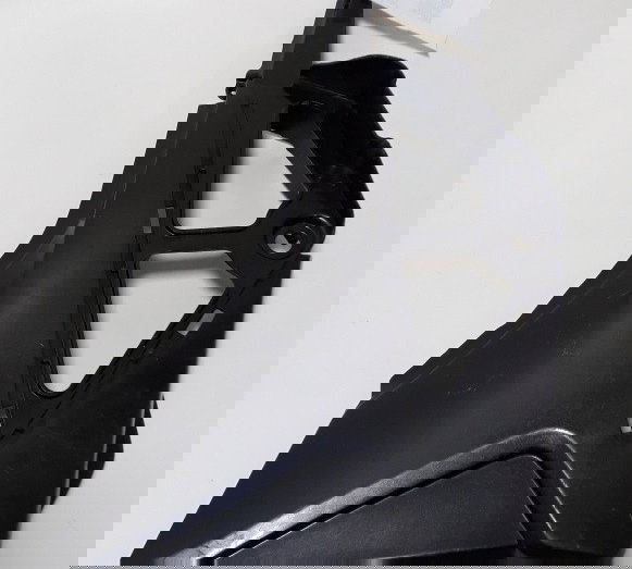 Carenagem Traseira Esq Honda Bros 150 2012 Orig (33529) Prateado