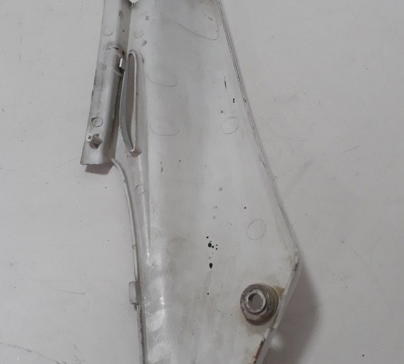 Carenagem Rabeta Honda Bros 150 12/12 L/d Orig 30848 Branco
