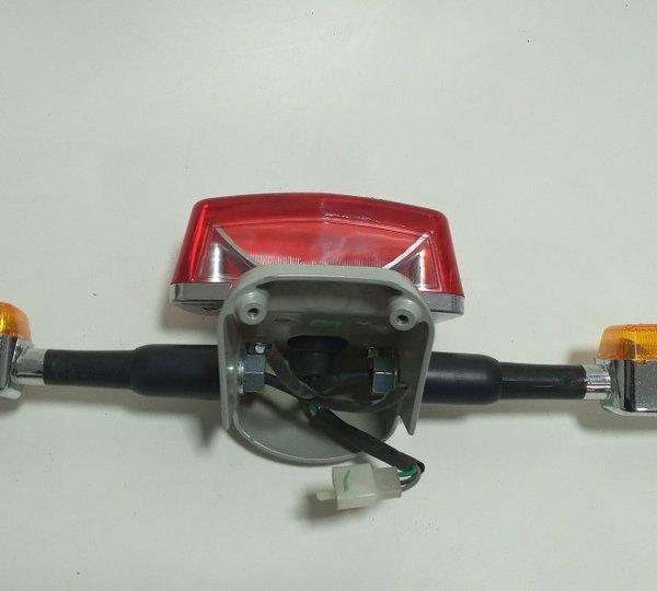 Lanterna Pisca Royal Enfield 650 2021 Original (26383)