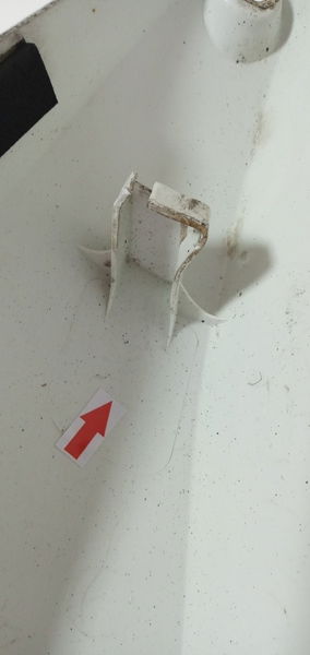 Carenagem Aba Tanque Dir Honda Bros 150 13/14 Original 18049