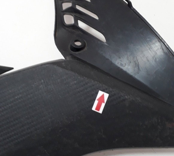 Acabamento Aba Dir Honda Bros 160 Ori 29881 Avaria Preto